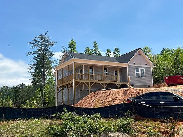 128 S Vineyard Village Dr