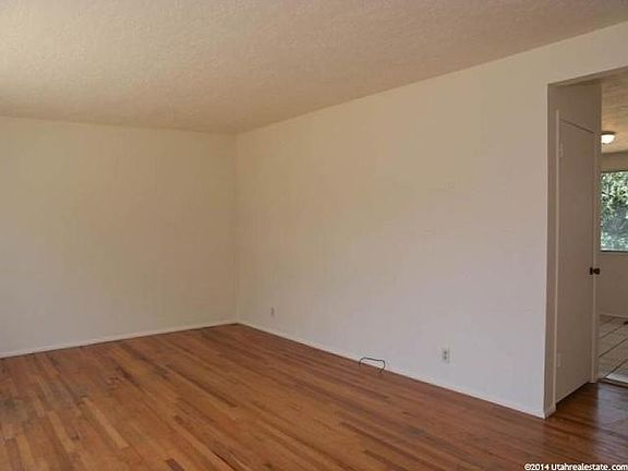 4th image of 3248 W Blueridge Dr