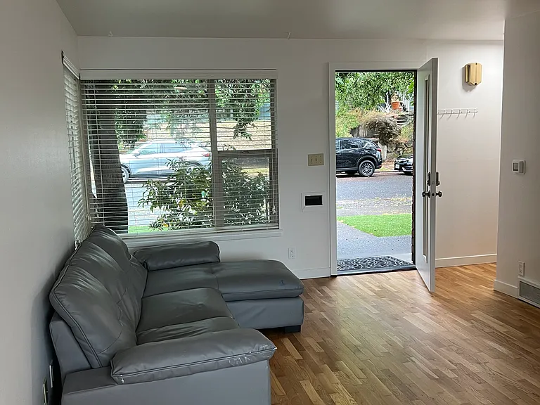 5232 19th Ave NE #A — Photo 3