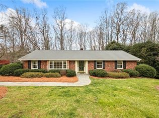 331 Pineridge Dr, Winston Salem, NC 27104