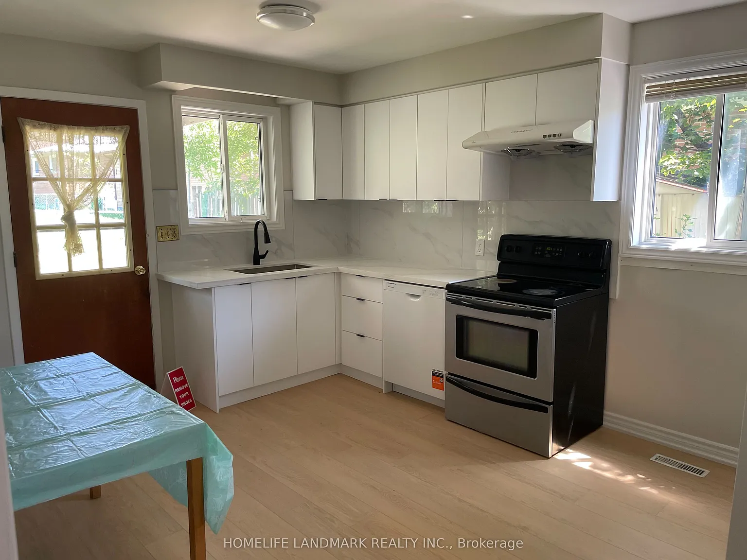 5 bed, $3,500 — Photo 2