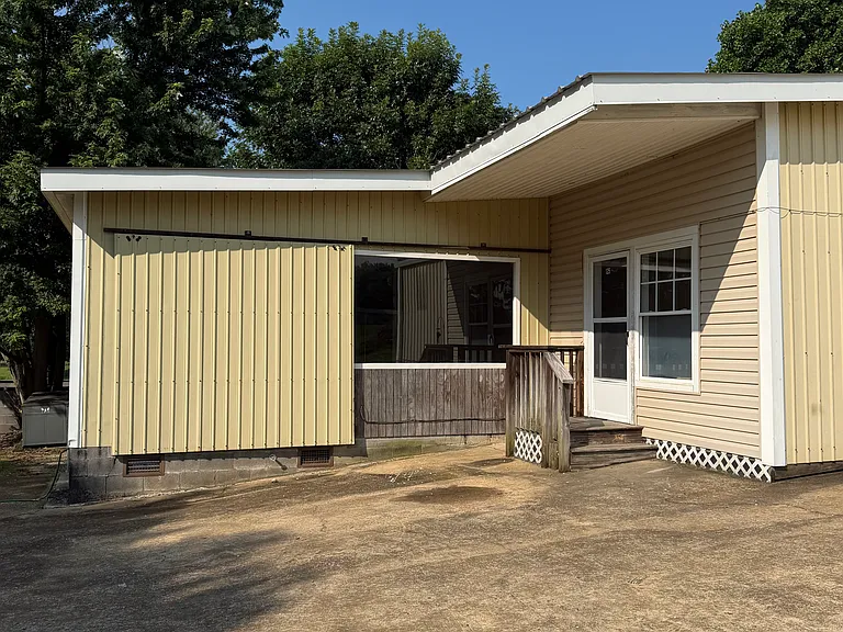 125 Patterson Ln #A — Photo 1