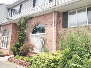 52 Seneca Loop, Staten Island, NY 10314