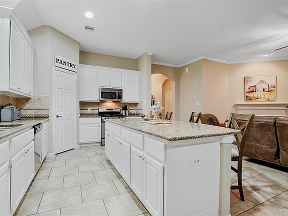 5th image of 20157 Southwood Oaks Dr