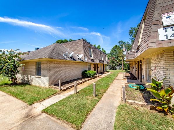 412 E 3rd St, Lonoke, AR 72086