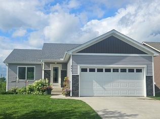 947 Breckenridge Ln, Montrose, MN 55363