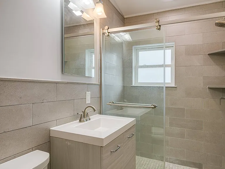 826 Dune Rd — Photo 19