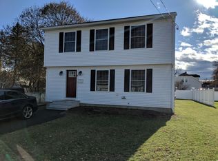 64 Underhill St, Nashua, NH 03060