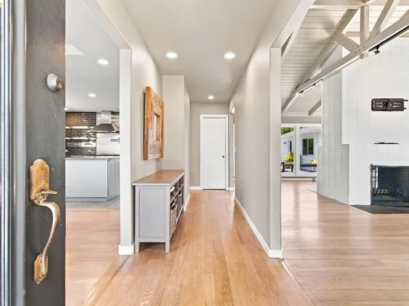 26 Dudley Ct, Piedmont, CA 94611