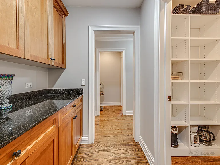 420 Ravine Park Dr — Photo 16