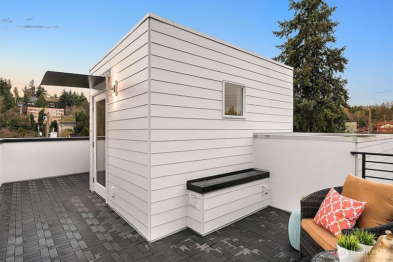 4th image of 5114 24th Avenue NE