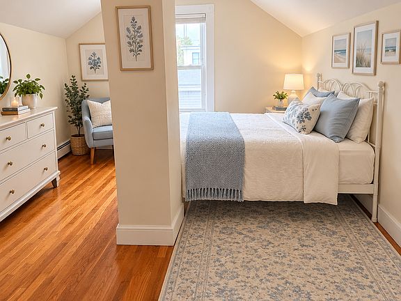 5th image of 21-23 Lowell St #4