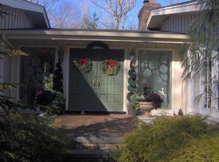 15 Rustic Rd, Upper Saddle River, NJ 07458