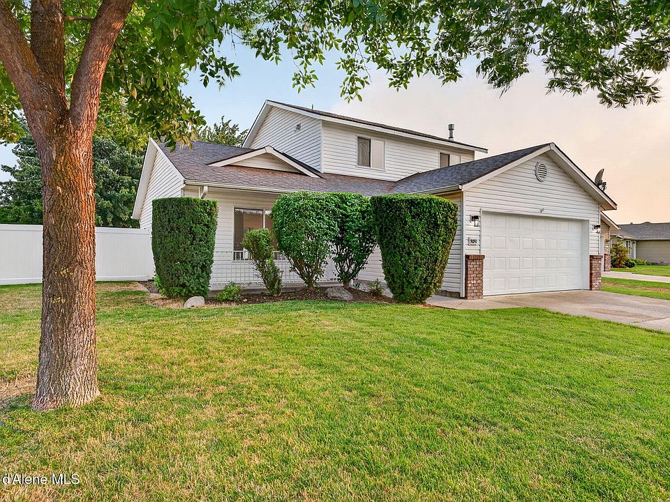 1st image of 9090 N Torrey Ln