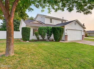 9090 N Torrey Ln, Hayden Lake, ID 83835