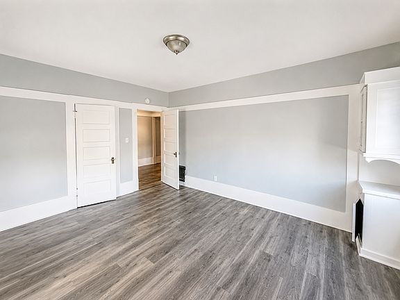 3rd image of 2346 Valdez St