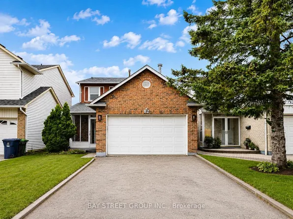 82 Radwell Cres, Toronto, ON M1V 2J5