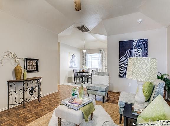 5th image of 3307 Calle De Luz
