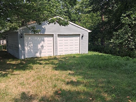 4th image of 1015 Nevada Rd
