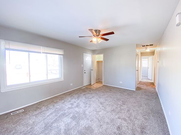 4th image of 208 E Mulberry Dr