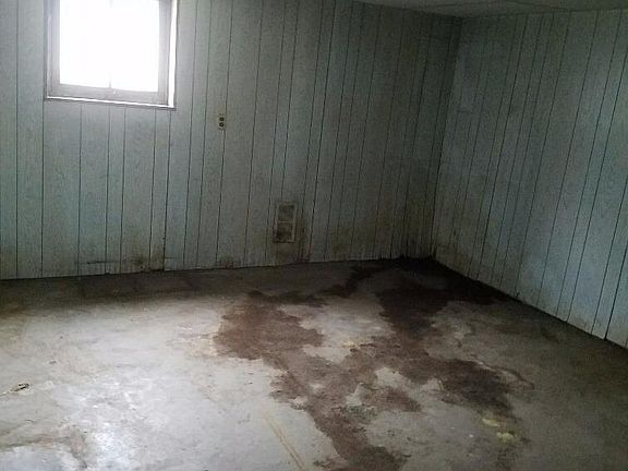 5th image of 4224 Tod Ave. East Chicago Indiana #Home