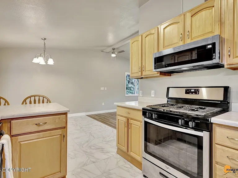 5533 Penn Cir — Photo 13