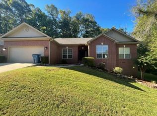 1211 Stamford Dr, Benton, AR 72019