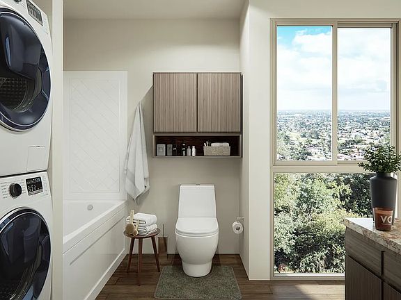 5th image of 1110 E 8th St APT 304