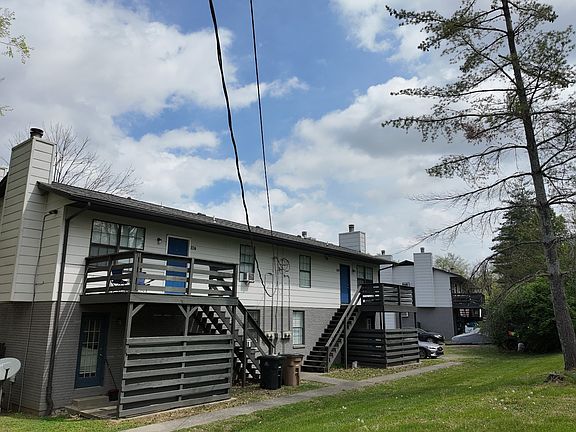 4th image of 202A E Palestine Ave