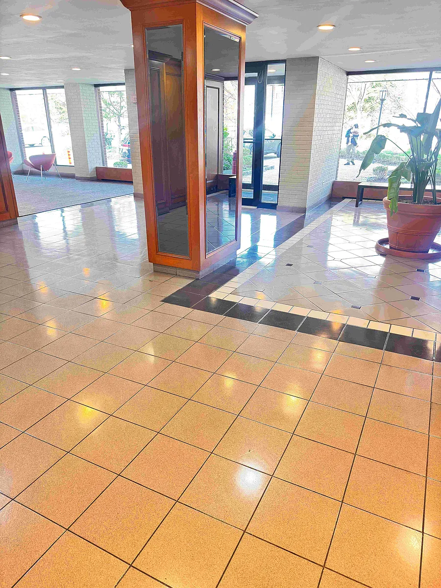 Building Photo - 1670 Bell Blvd #307