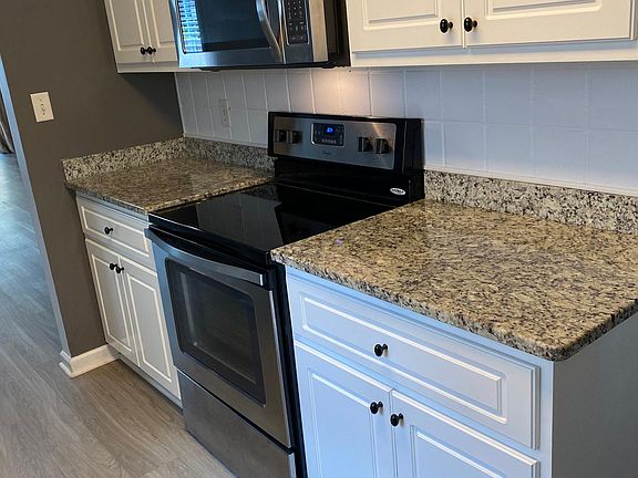 4th image of 132 Shelby Dr #132