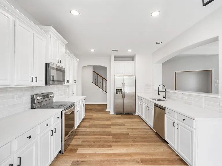 1738 Rock Ridge Dr — Photo 10