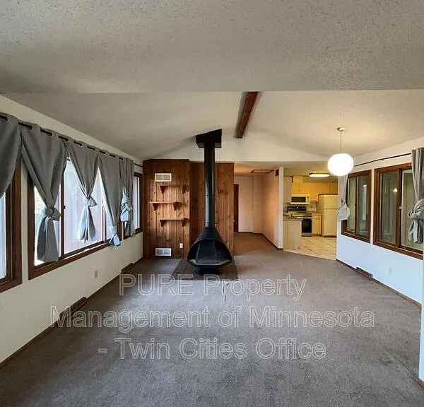 1514 N Timber Rdg — Photo 8