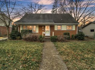 819 Center Dr, Ann Arbor, MI 48103