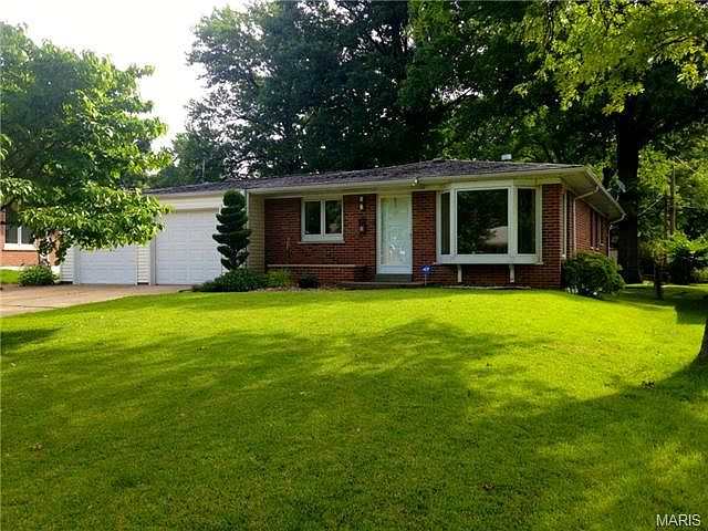 1st image of 90 Saint Eugene Ln