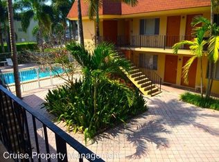 515 S Sequoia Dr #201, West Palm Beach, FL 33409