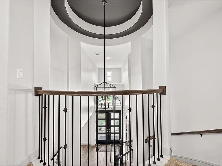 2506 Falling Fig Ln — Photo 45