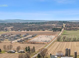 24 22nd St, Baraboo, WI 53913