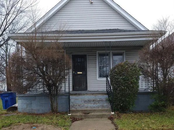 11757 Dyar St, Hamtramck, MI 48212