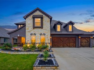 1802 Roundtree Rd, Heathridge, TX 75126