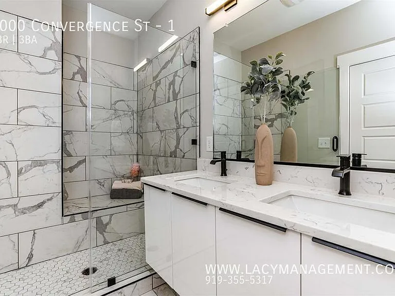 4000 Convergence St #1 — Photo 23