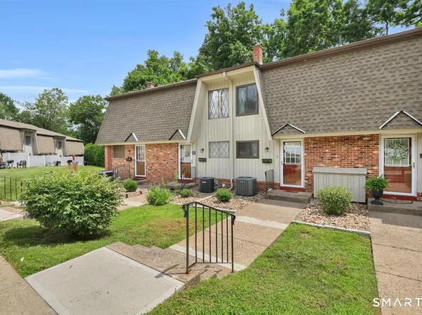 253 West Street #8, Southington, CT 06479