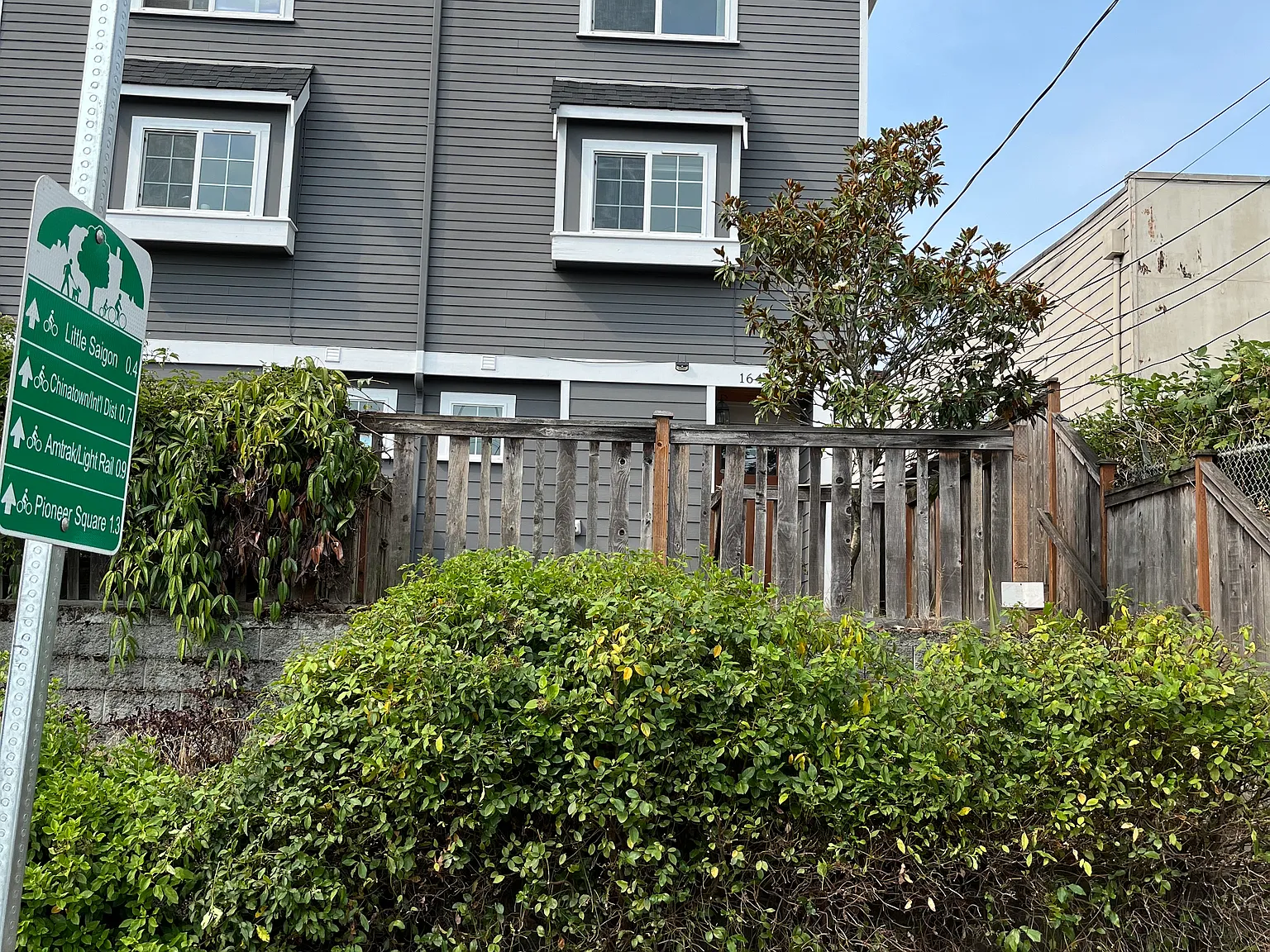 S King St, Seattle — Photo 2