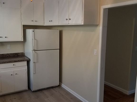 5th image of 3327 San Marino Ave