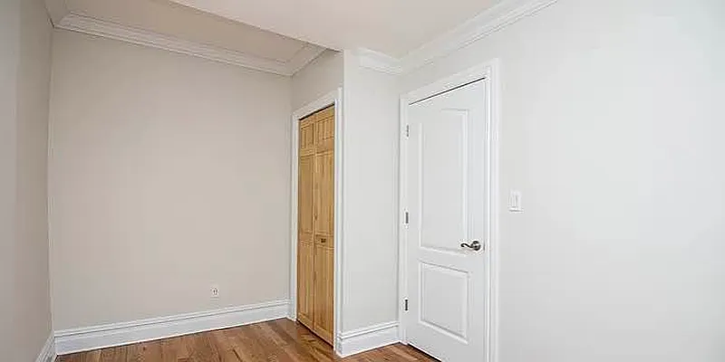 Rented by Compass | media 10