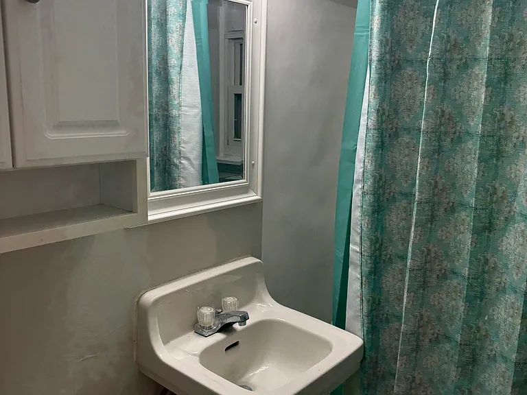 4237 Rocky River Dr #5 — Photo 6