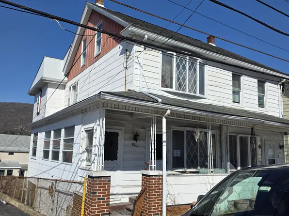 70 W Center St, Nesquehoning, PA 18240