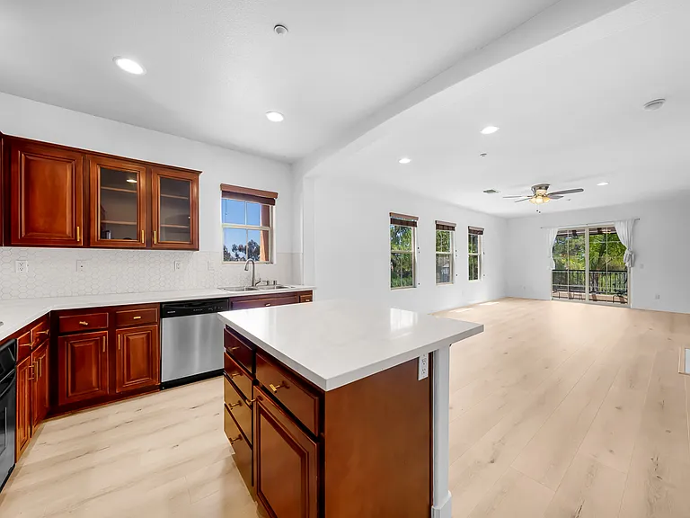2281 Huntington Point Rd #139-1 — Photo 40
