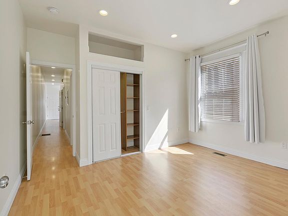 4th image of 398 Capp St #A