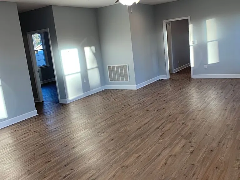 213 Quaker Rd — Photo 10